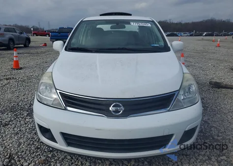 2011 Nissan Versa 1.8 S z USA, uszkodzony, nr VIN 3N1BC1AP6BL452643